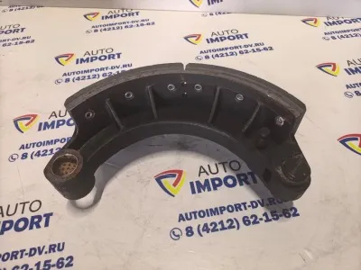 Колодка тормозная  передняя в сборе, верхняя JAC